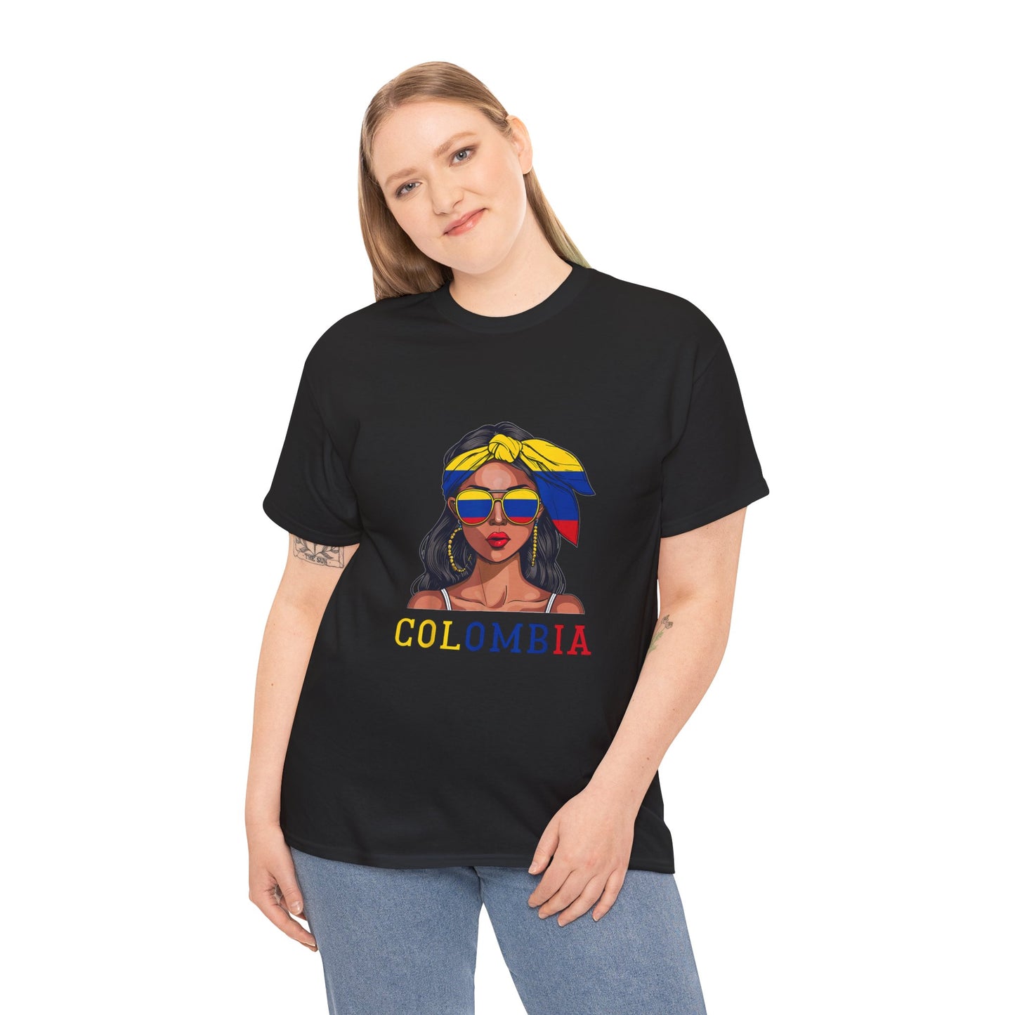 Colombian Girl Design Tee, Camiseta Colombian Girl, T-shirt Colombian, Moda Colombiana