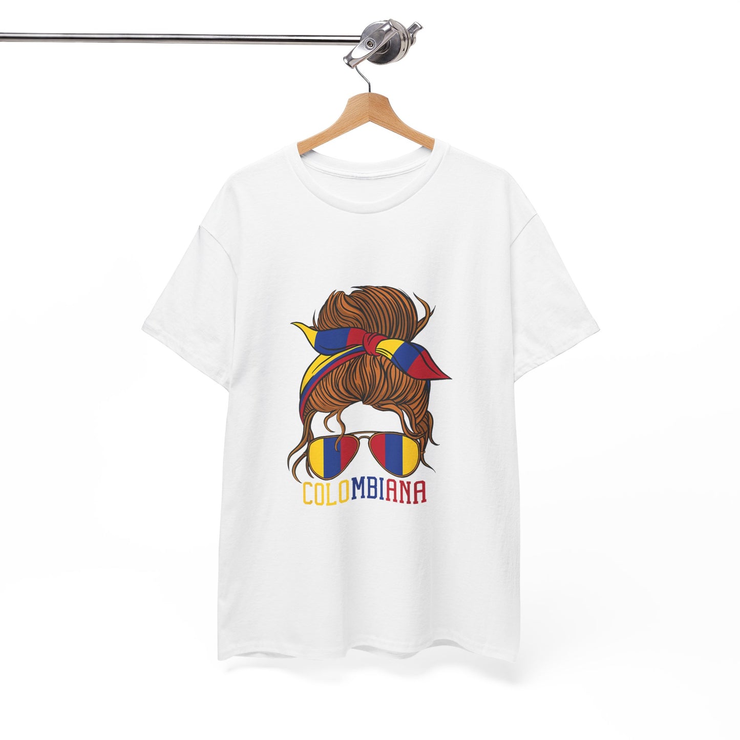 Colombian Girl Design Tee, Camiseta Colombian Girl, T-shirt Colombian, Moda Colombiana