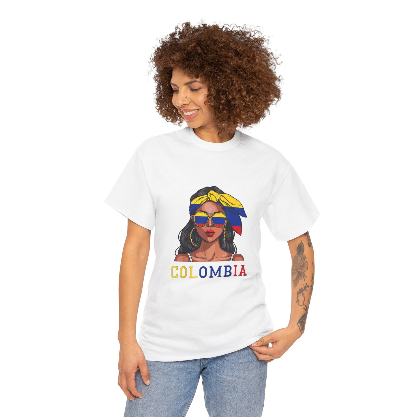 Colombian Girl Design Tee, Camiseta Colombian Girl, T-shirt Colombian, Moda Colombiana