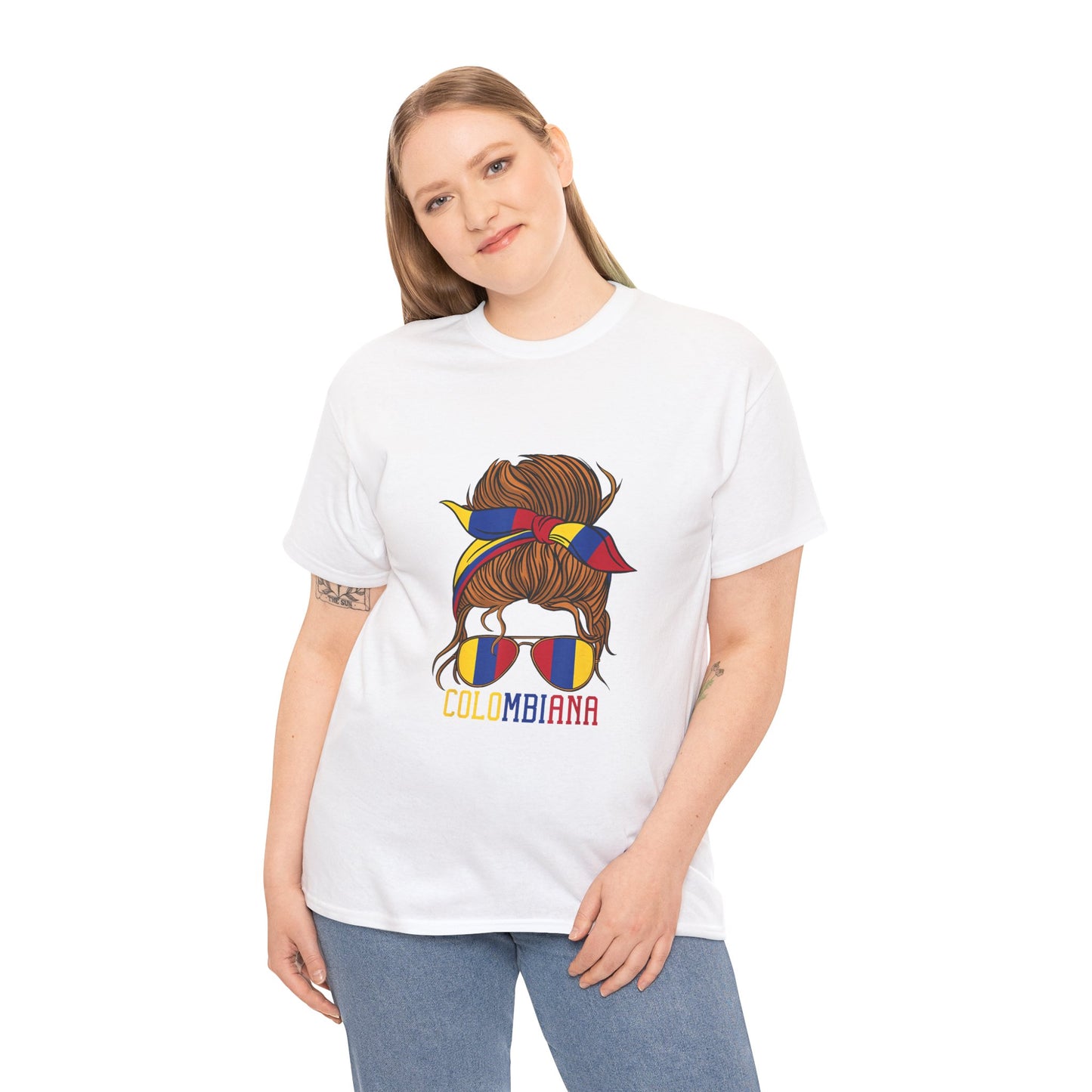 Colombian Girl Design Tee, Camiseta Colombian Girl, T-shirt Colombian, Moda Colombiana